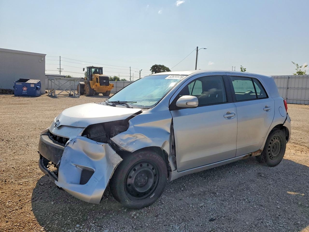 Вид 2009 SCION XD BASE, угол 1