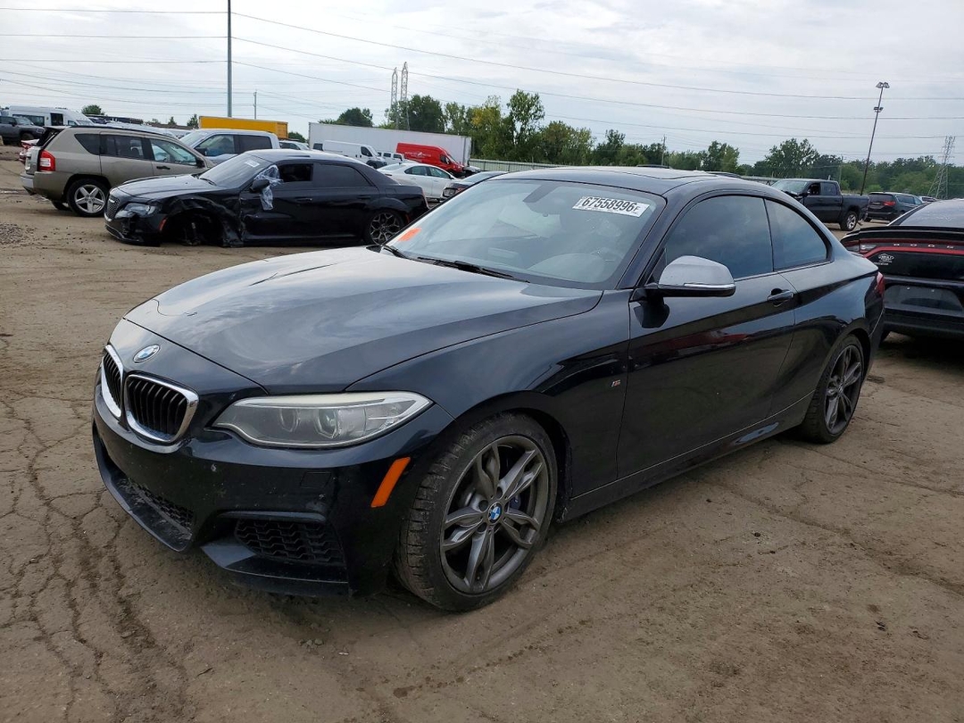 Vedere 2014 BMW M235I, unghi 1