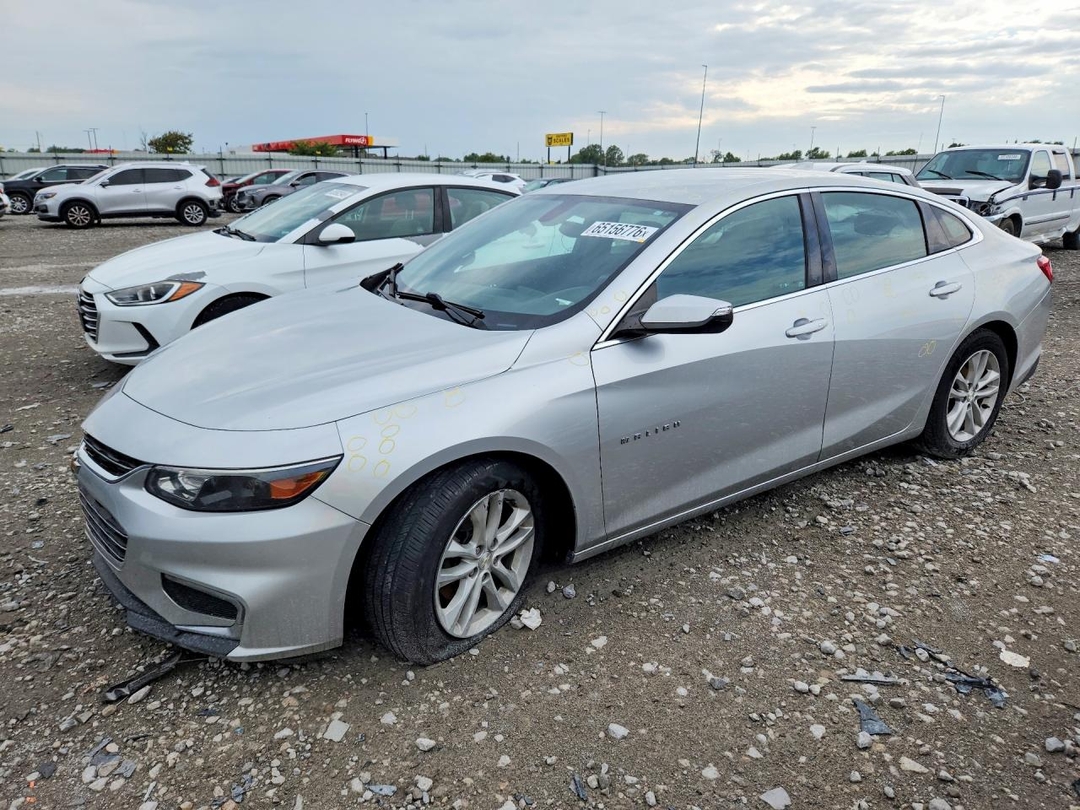 Vue de 2018 CHEVROLET MALIBU LT, angle 1