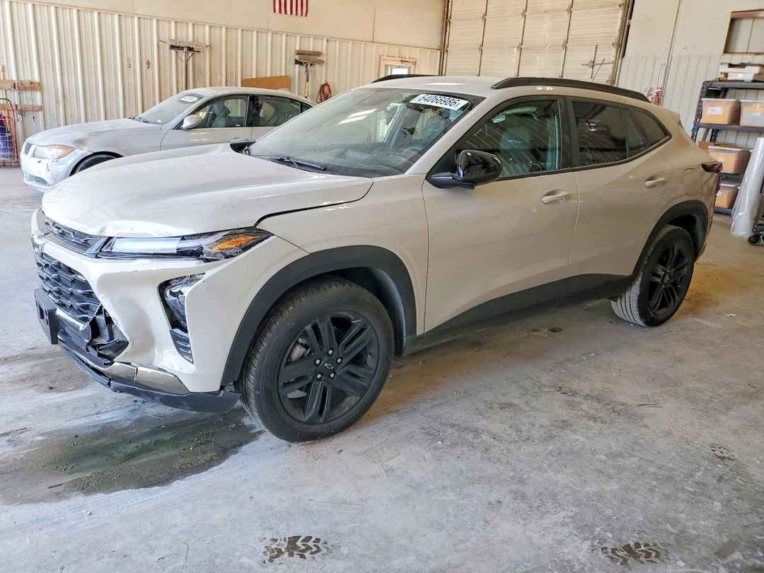منظر 2026 CHEVROLET TRAX ACTIV، زاوية 1