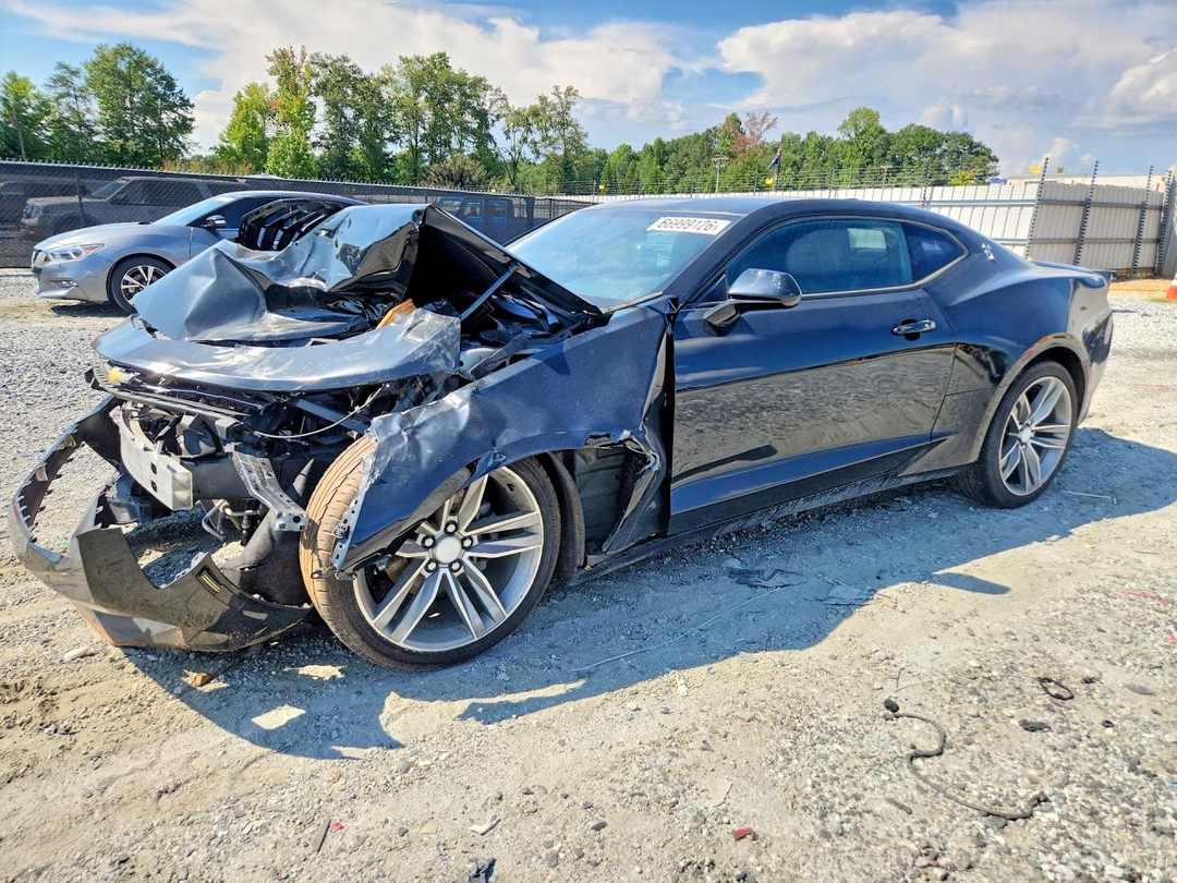 منظر 2017 CHEVROLET CAMARO LT، زاوية 1
