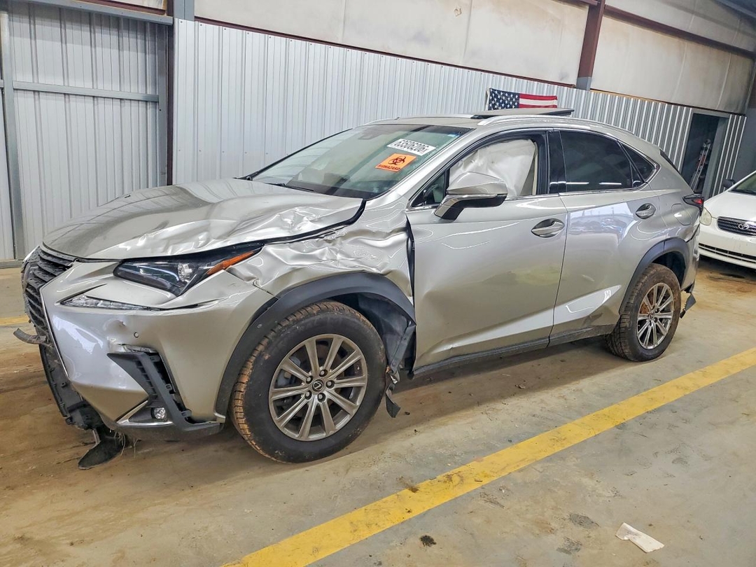 Vue de 2019 LEXUS NX 300 BASE, angle 1