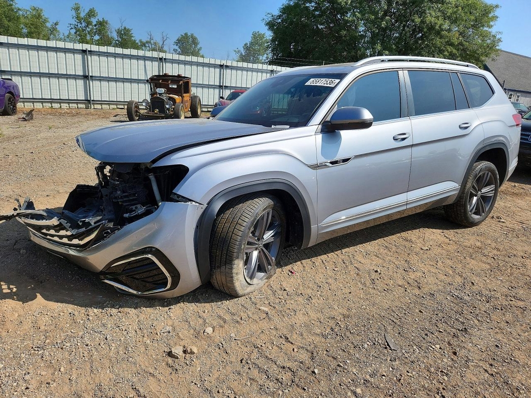 Vue de 2022 VOLKSWAGEN ATLAS SEL R-LINE, angle 1
