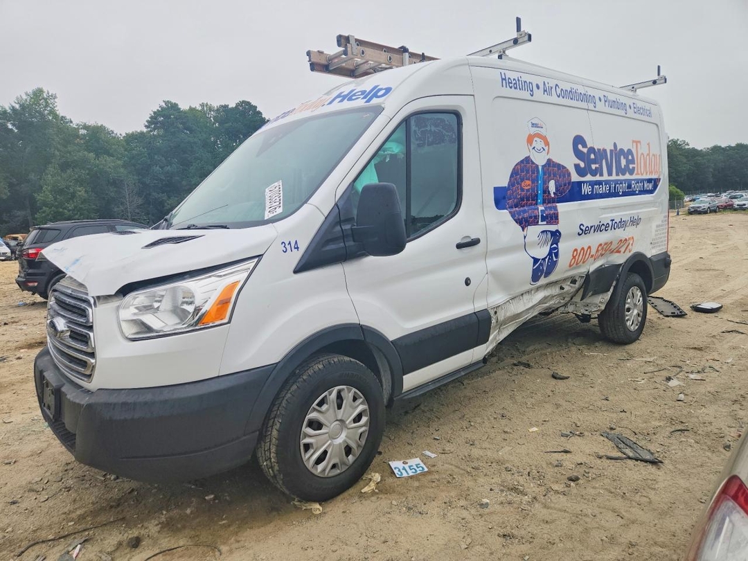 منظر 2019 FORD TRANSIT T-250، زاوية 1