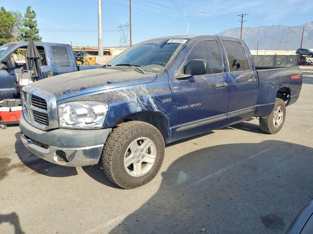 منظر 2006 DODGE RAM 1500 ST، زاوية 1