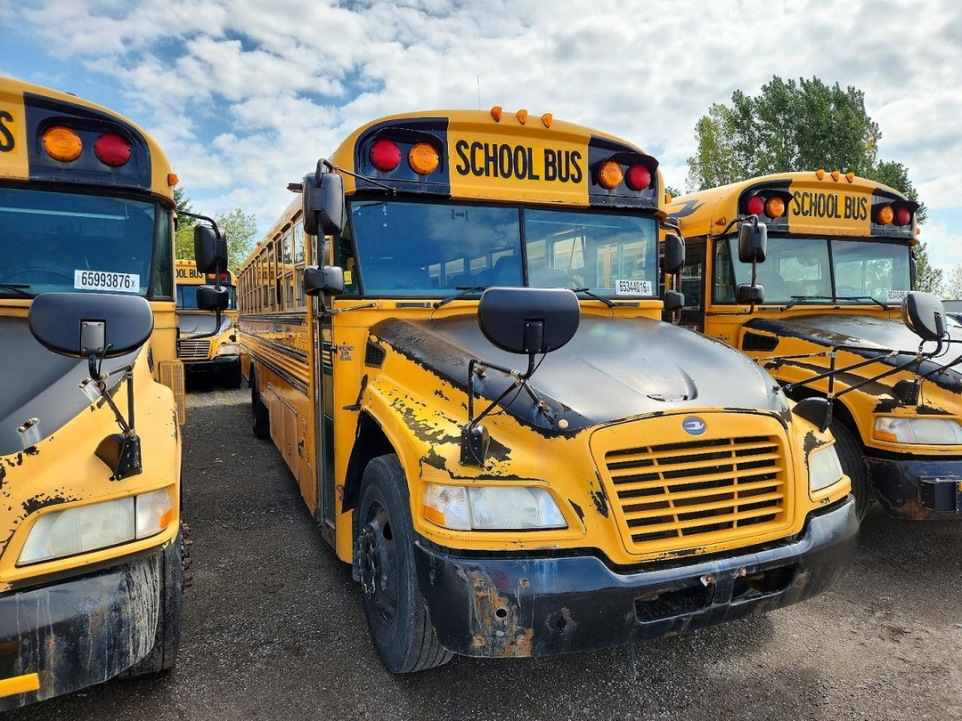 منظر 2013 BLUEBIRD VISION - SCHOOL BUS، زاوية 1