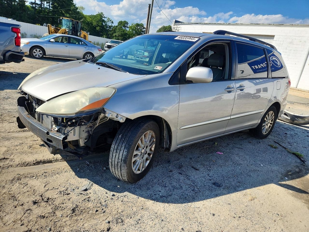 Вид 2007 TOYOTA SIENNA XLE 7-PASSENGER, угол 1