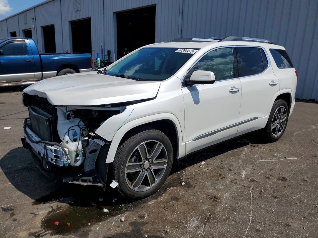 Vue de 2019 GMC ACADIA DENALI, angle 1