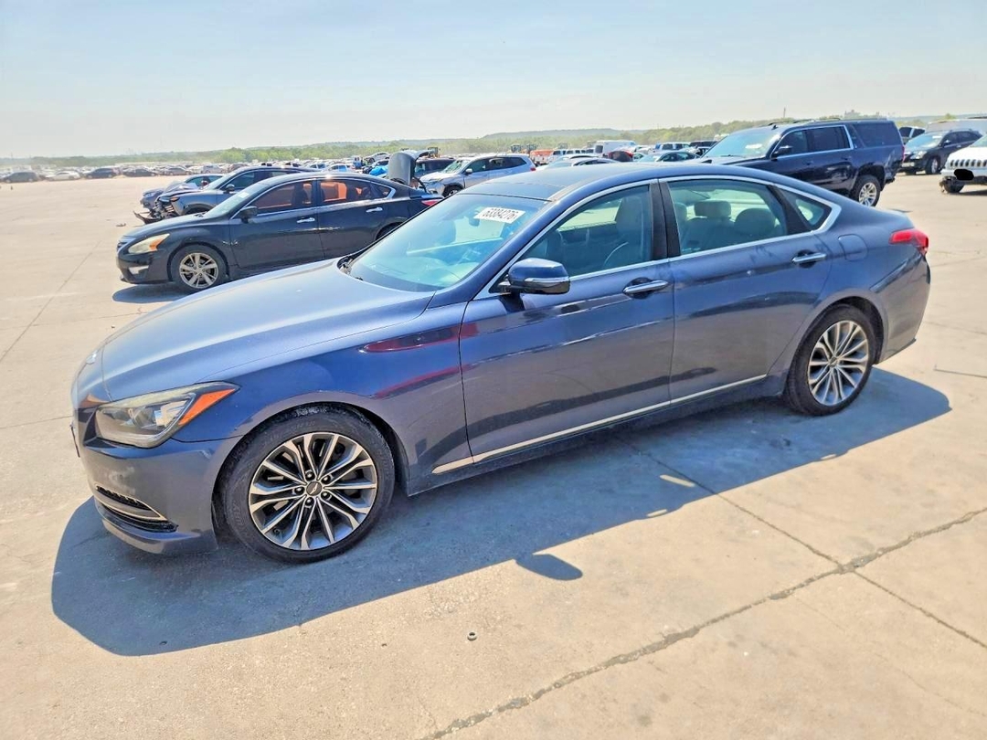 Vue de 2015 HYUNDAI GENESIS 3.8L, angle 1