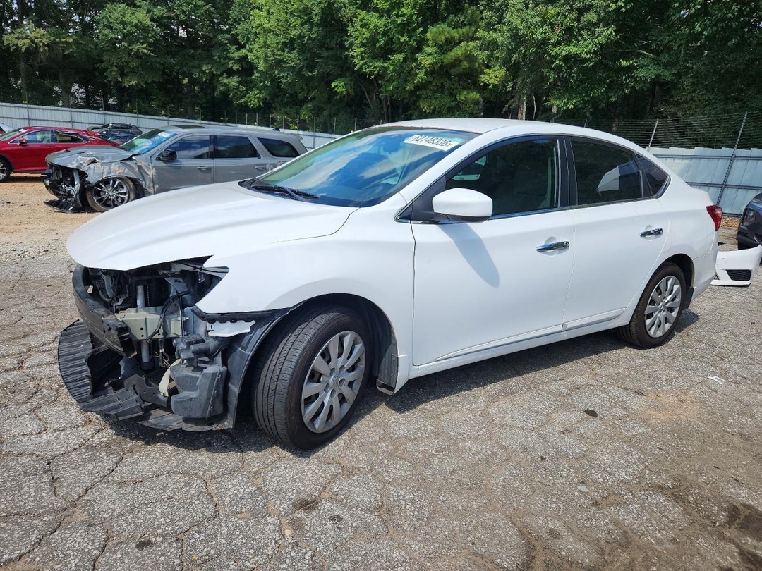 Vue de 2016 NISSAN SENTRA S, angle 1