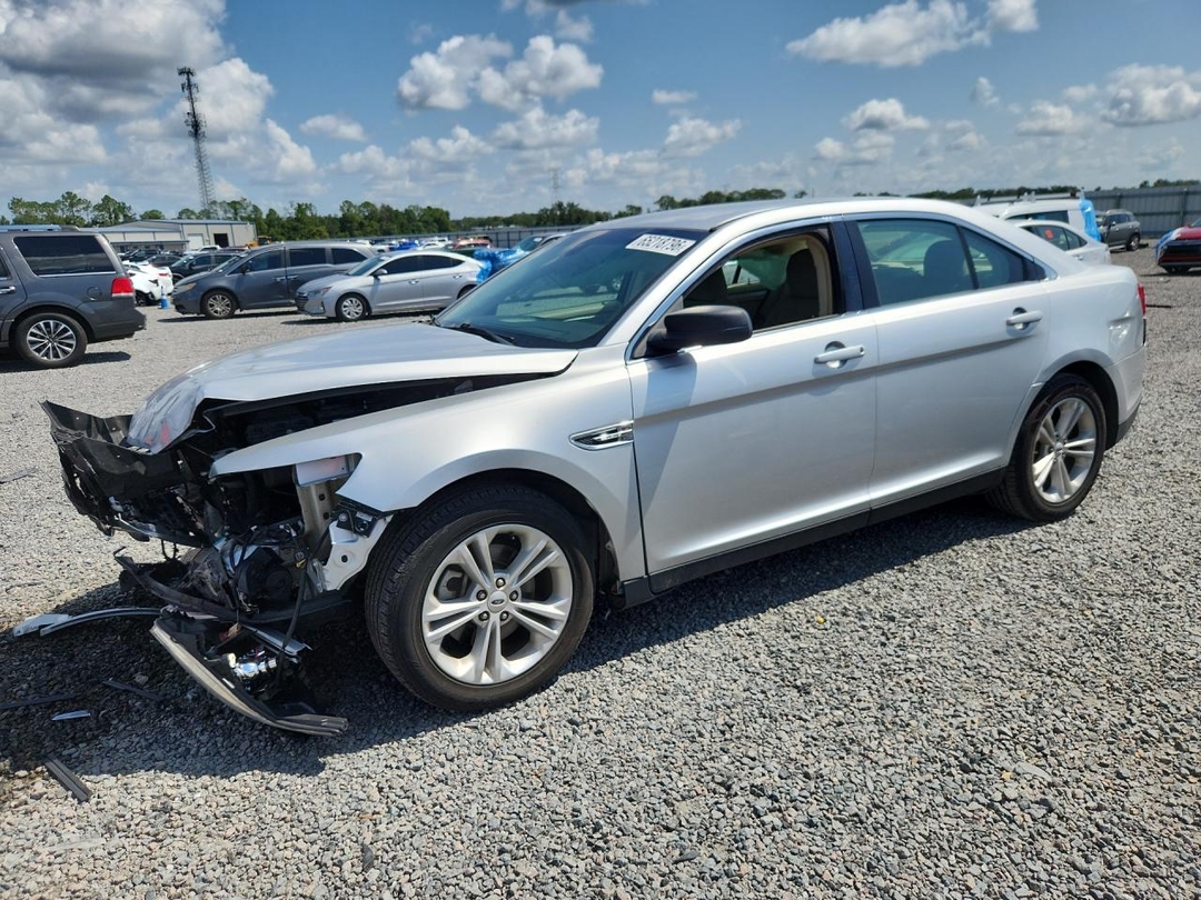 Вид 2016 FORD TAURUS SE, угол 1