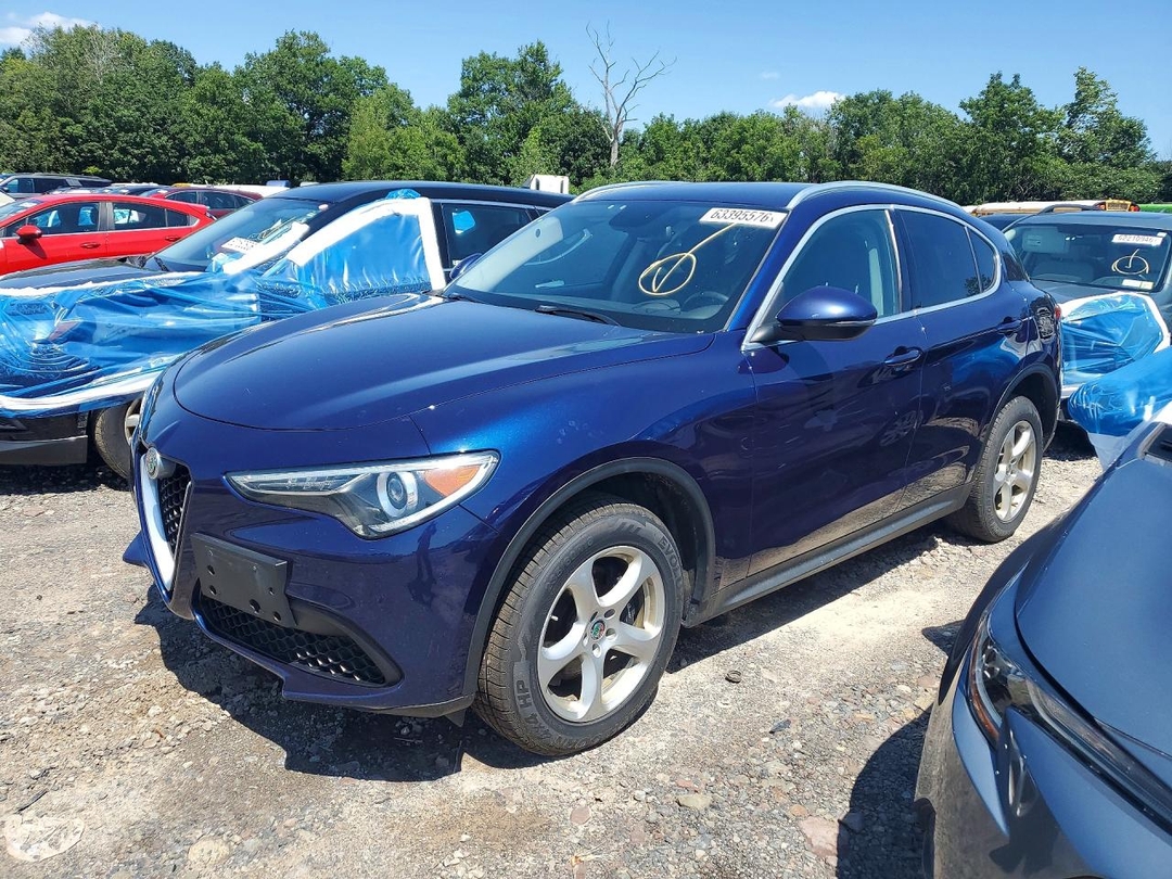 منظر 2018 ALFA ROMEO STELVIO، زاوية 1