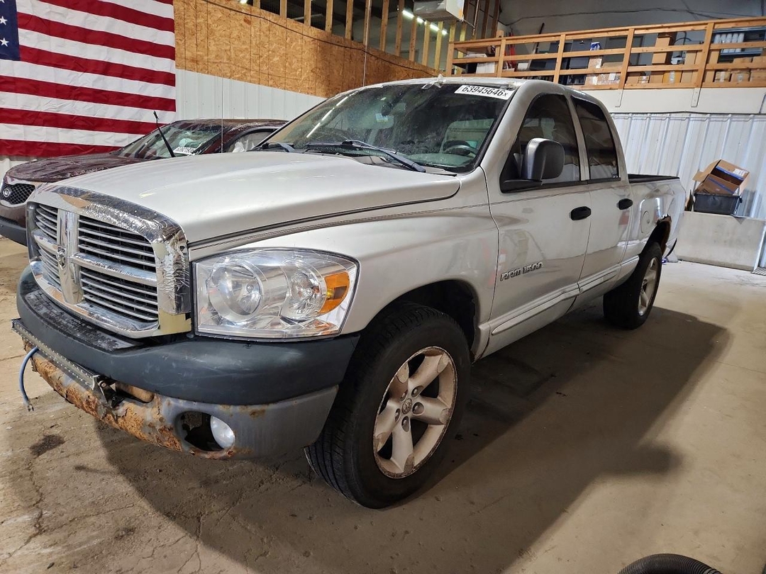 Vue de 2007 DODGE RAM 1500 ST, angle 1
