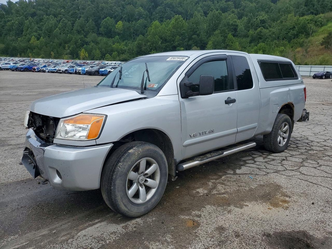 Вид 2010 NISSAN TITAN XE, угол 1