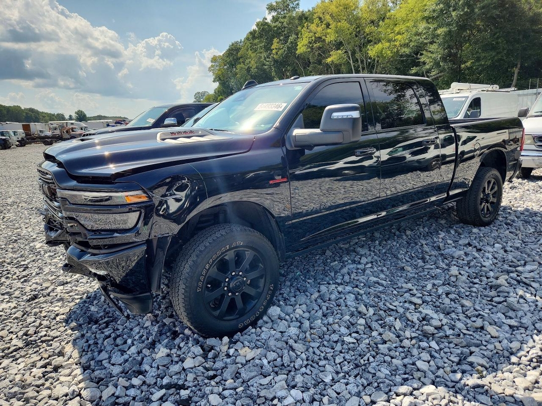 منظر 2025 RAM 3500 LARAMIE، زاوية 1
