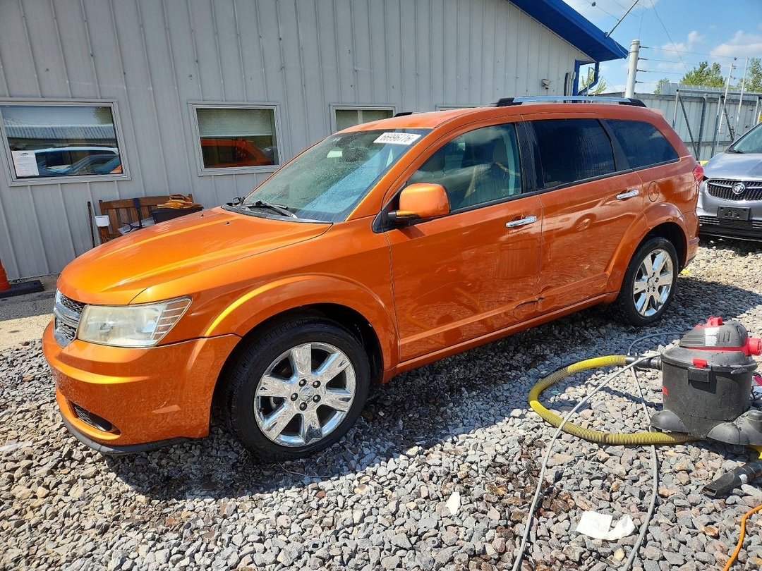 Vue de 2011 DODGE JOURNEY LUX, angle 1
