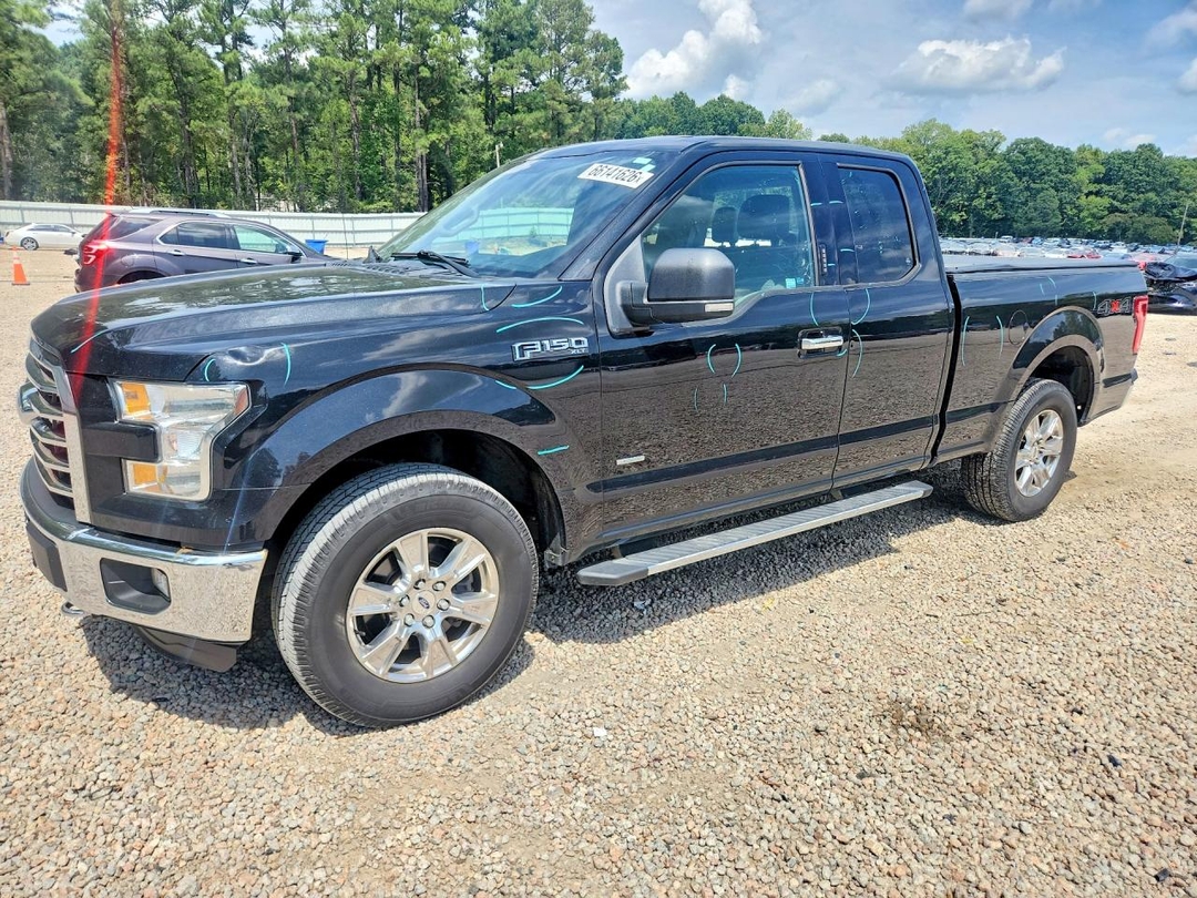منظر 2015 FORD F150 SUPER CAB، زاوية 1