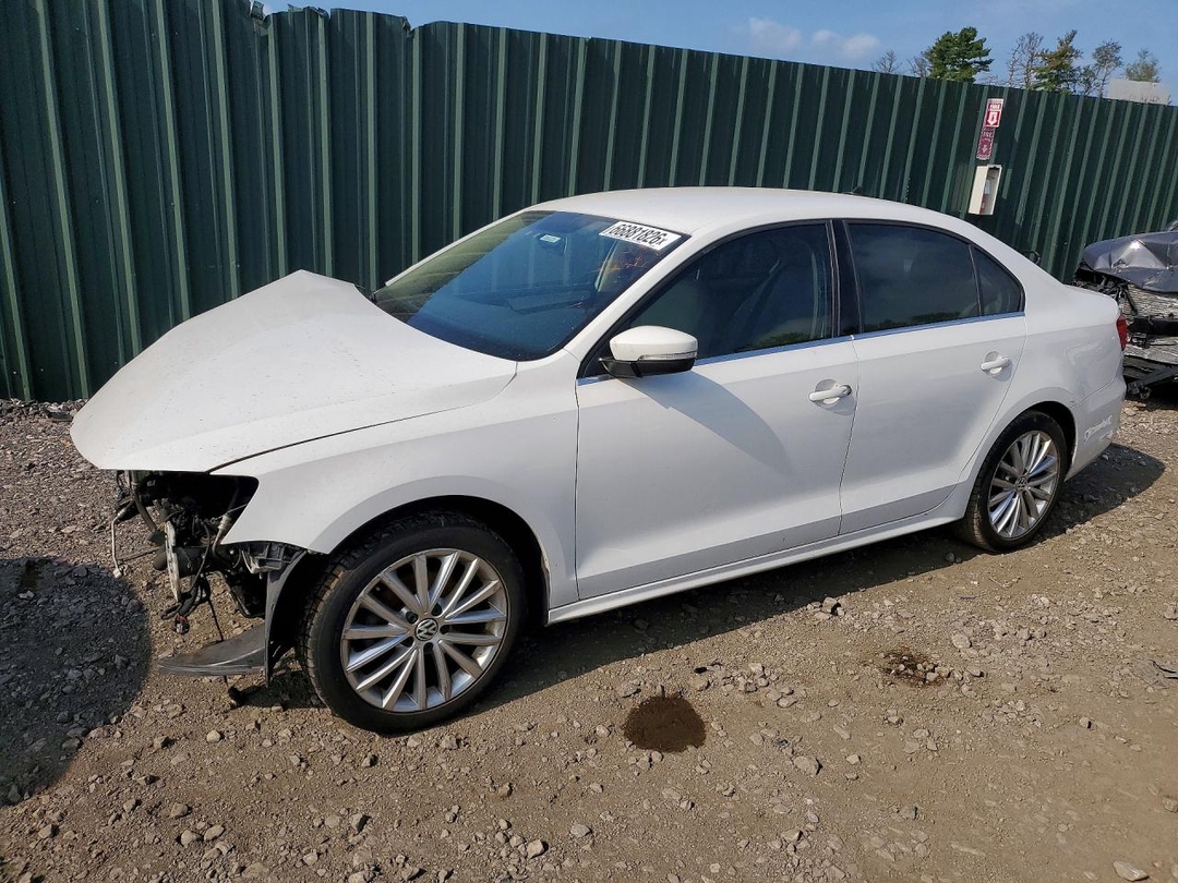 Вид 2011 VOLKSWAGEN JETTA SEL, угол 1