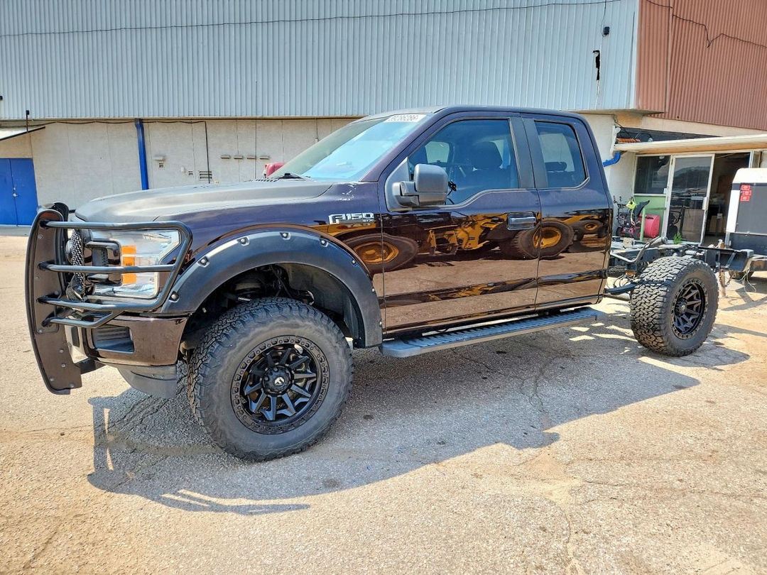 Вид 2019 FORD F150 SUPER CAB, угол 1