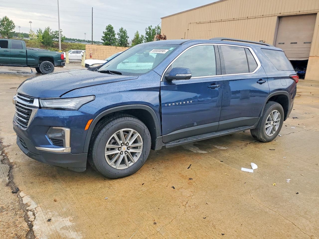 منظر 2023 CHEVROLET TRAVERSE LT، زاوية 1