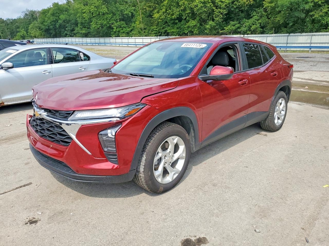Vue de 2024 CHEVROLET TRAX LS, angle 1