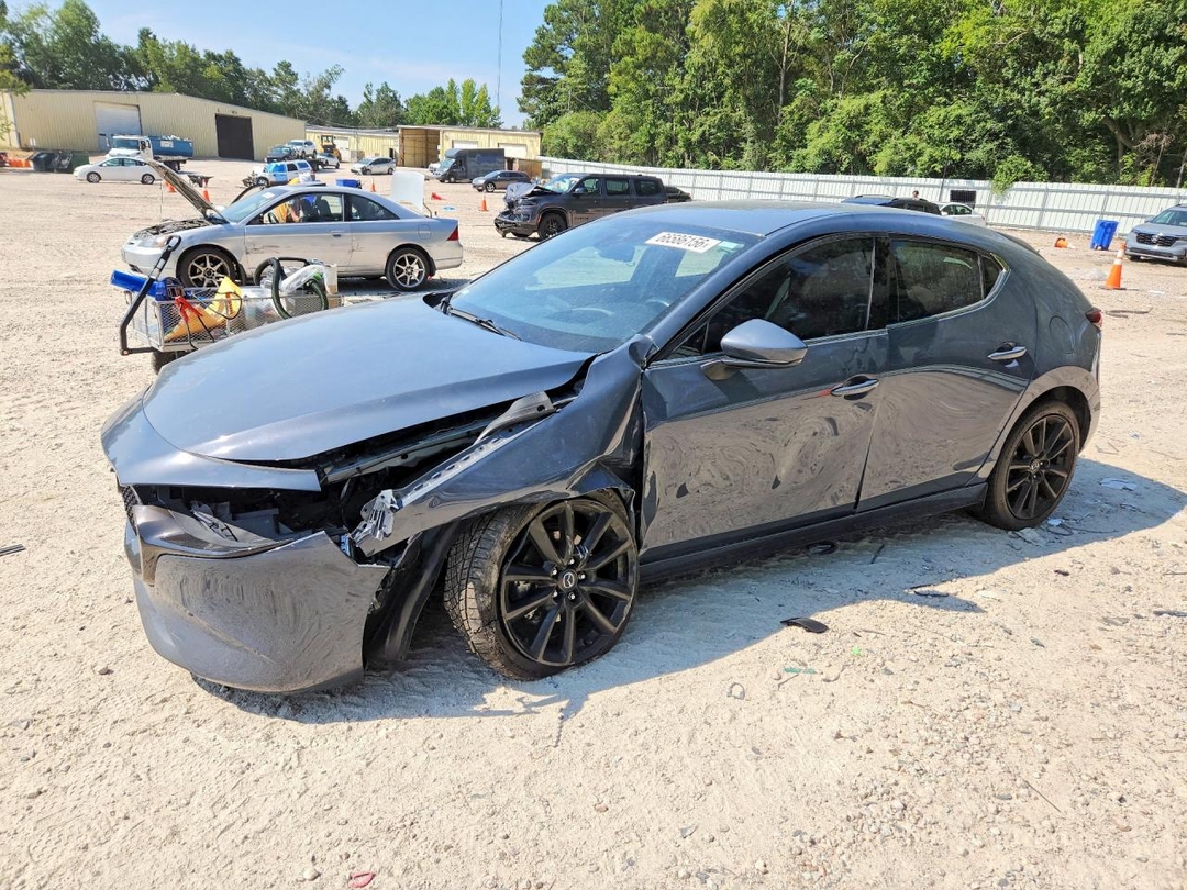 Вид 2021 MAZDA 3 PREMIUM, угол 1
