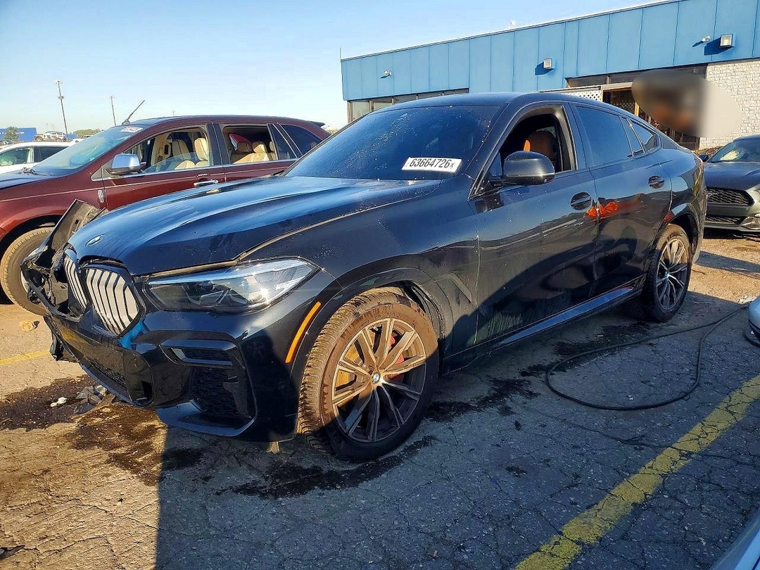 Вид 2023 BMW X6 XDRIVE40I, угол 1