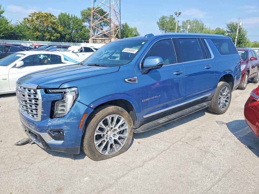 منظر 2025 GMC YUKON XL DENALI، زاوية 1