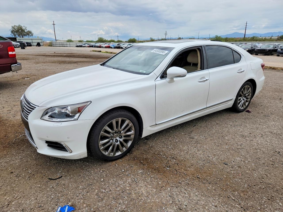 Vista de 2017 LEXUS LS 460L, ángulo 1