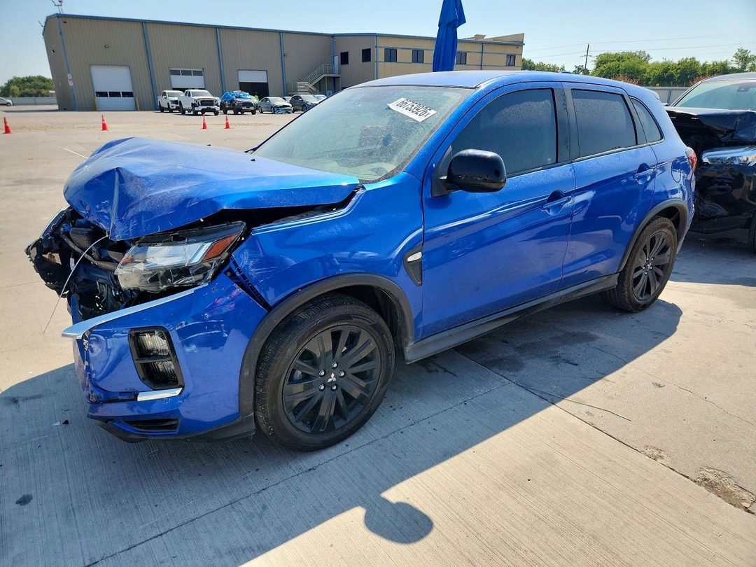منظر 2021 MITSUBISHI OUTLANDER SPORT ES، زاوية 1