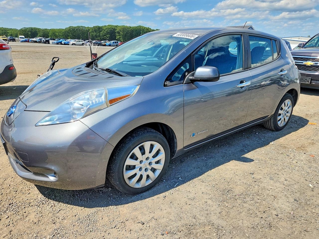 منظر 2015 NISSAN LEAF S، زاوية 1