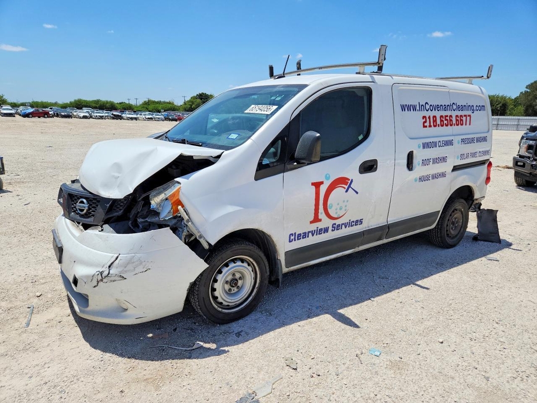 Вид 2021 NISSAN NV200 S, угол 1