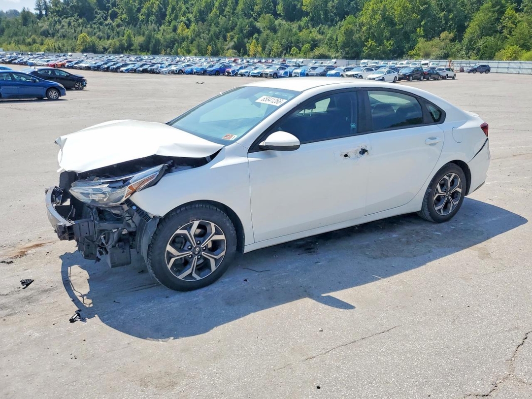 Вид 2020 KIA FORTE LXS, угол 1