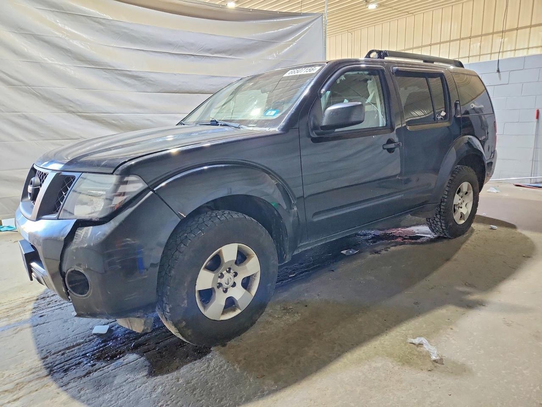 Vue de 2012 NISSAN PATHFINDER S, angle 1