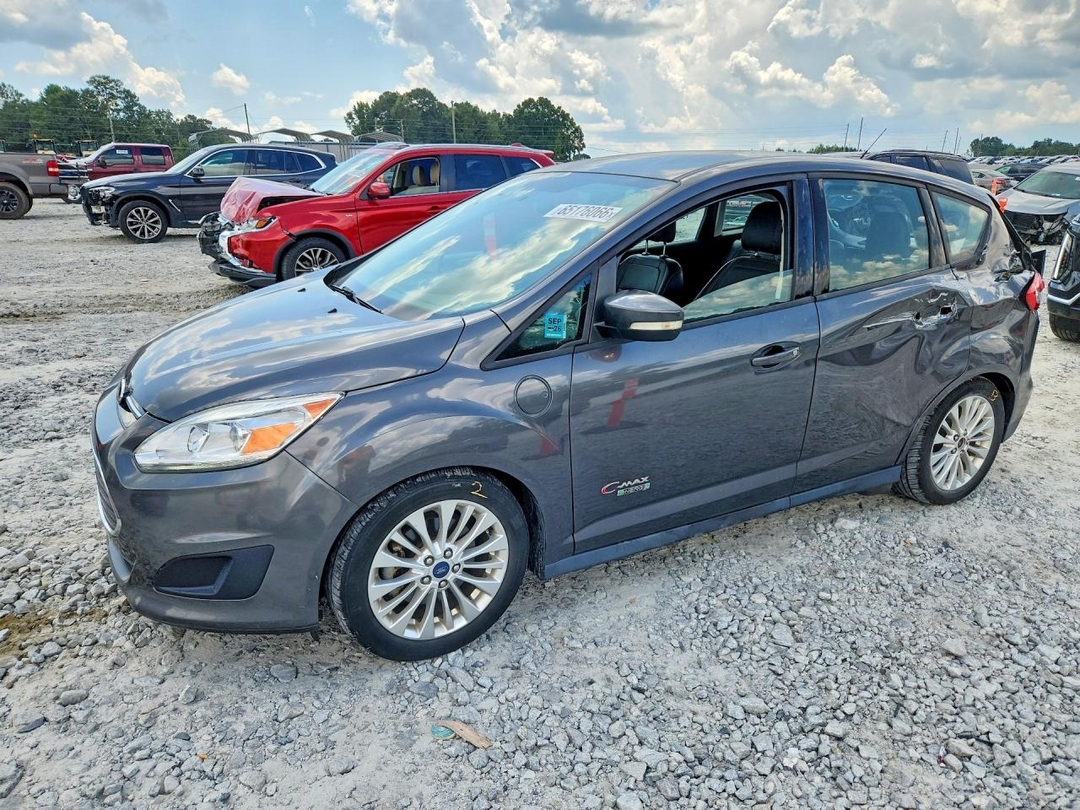 Vista de 2017 FORD C-MAX SE, ángulo 1