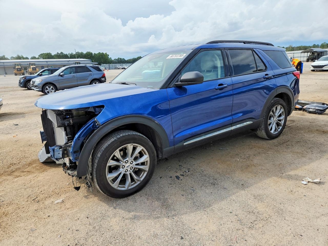 Vista de 2022 FORD EXPLORER XLT, ángulo 1