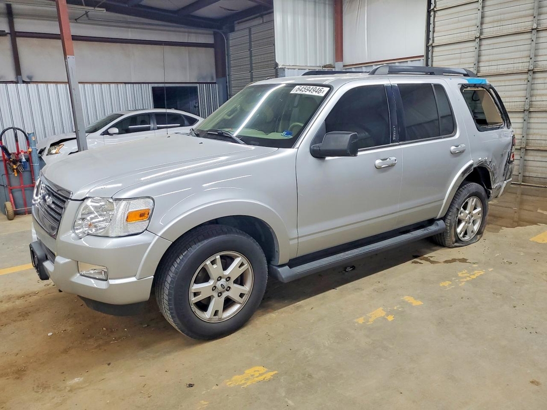 منظر 2009 FORD EXPLORER XLT، زاوية 1
