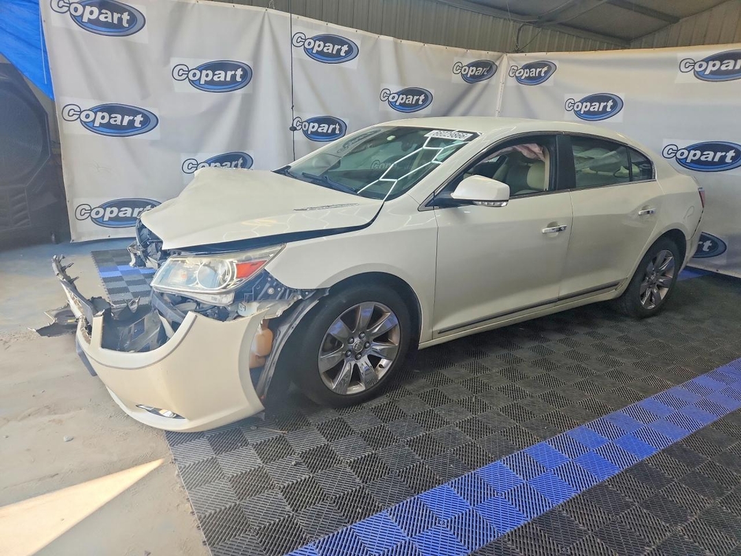 منظر 2011 BUICK LACROSSE CXL، زاوية 1