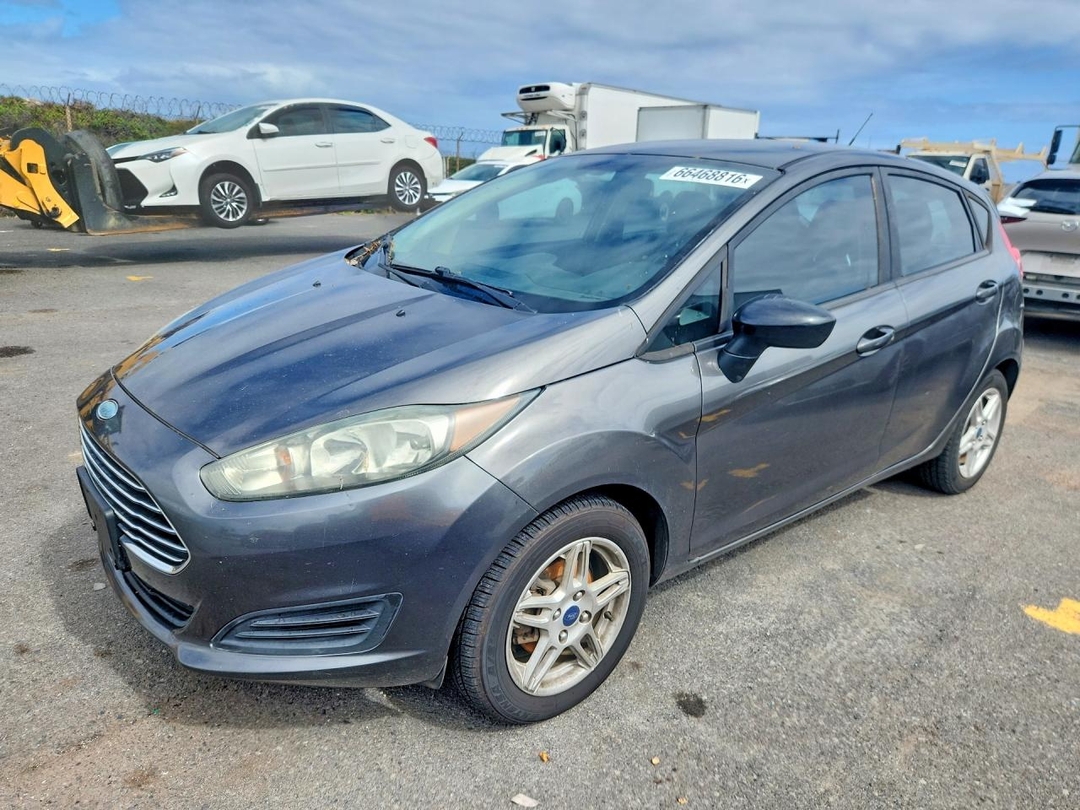 Vedere 2017 FORD FIESTA SE, unghi 1