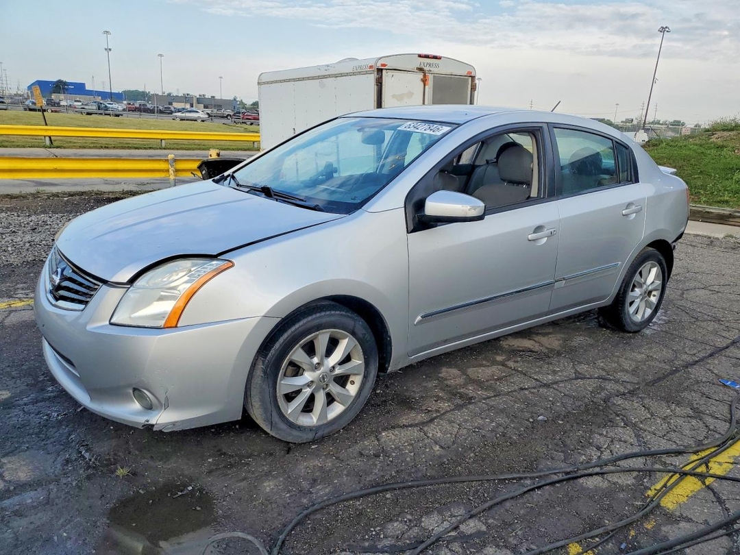 Vista de 2011 NISSAN SENTRA 2.0, ángulo 1