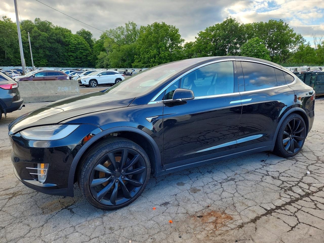 Vedere 2019 TESLA MODEL X, unghi 1