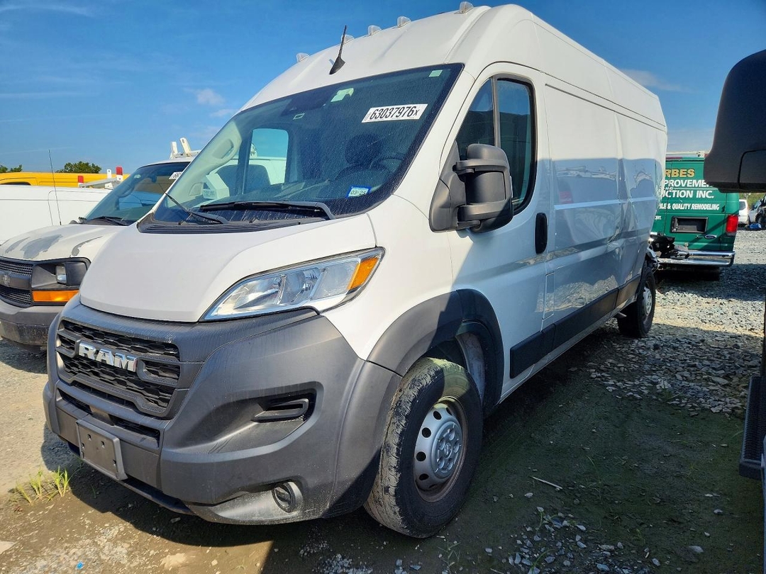 Vista de 2023 RAM PROMASTER 2500 VAN, ángulo 1