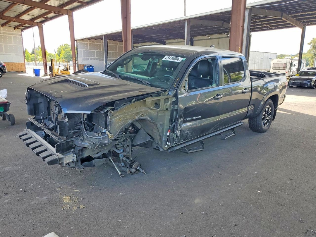 Вид 2023 TOYOTA TACOMA TRD SPORT, угол 1