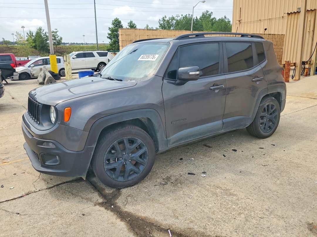 Vue de 2018 JEEP RENEGADE LATITUDE, angle 1