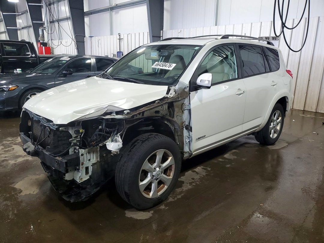 منظر 2010 TOYOTA RAV4 LIMITED، زاوية 1