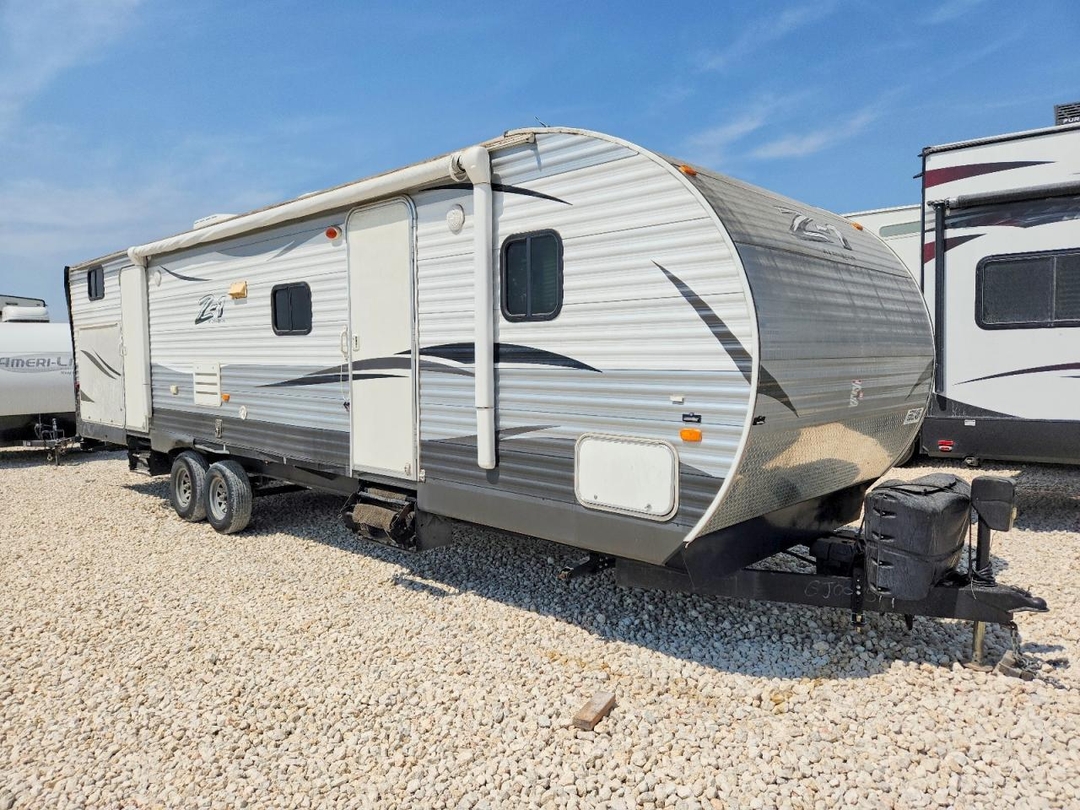 Vue de 2016 CROSS ROADS Z-1 CAMPER, angle 1