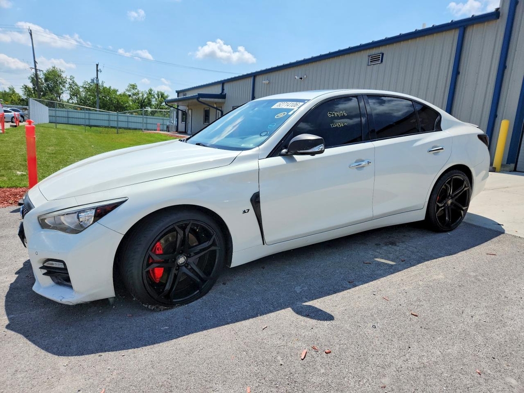 Вид 2015 INFINITI Q50 BASE, угол 1
