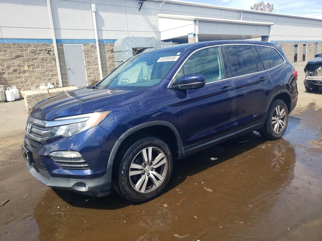 Vue de 2018 HONDA PILOT EXL, angle 1