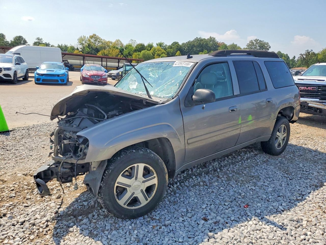 Vue de 2006 CHEVROLET TRAILBLAZER EXT LS, angle 1