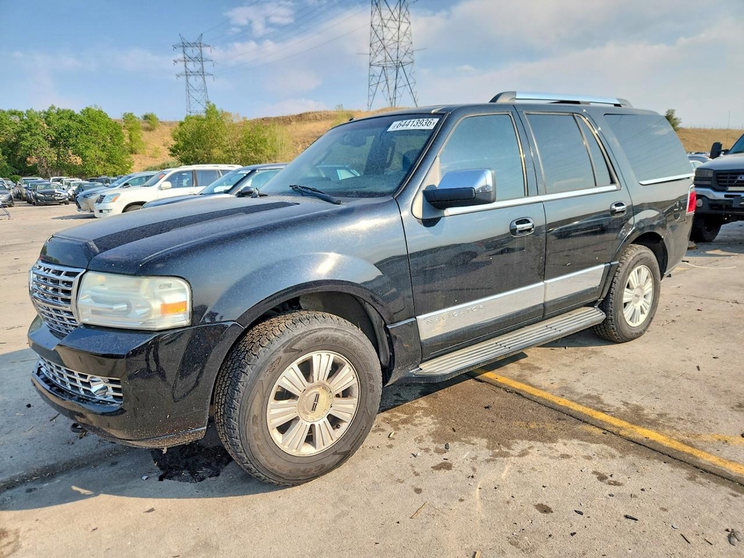 Vista de 2008 LINCOLN NAVIGATOR, ángulo 1